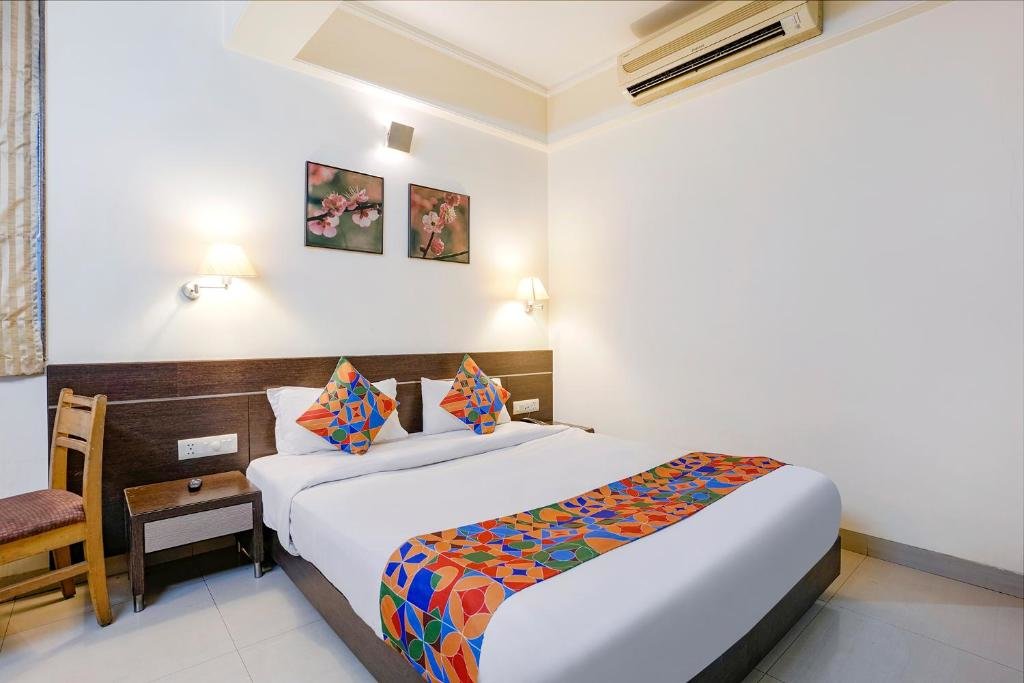 Deluxe Zimmer FabHotel Gandharva Residency