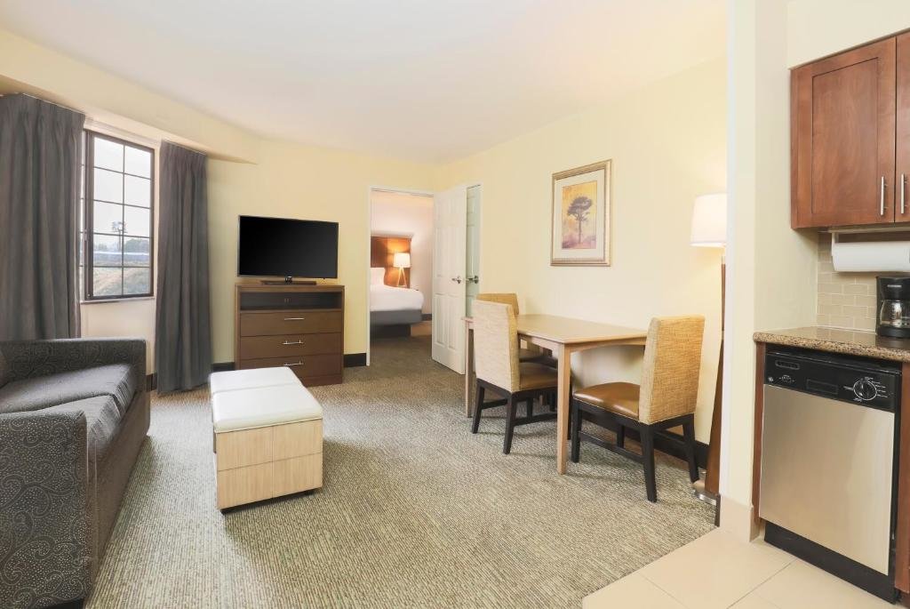 Люкс с 2 комнатами Staybridge Suites Reno Nevada, an IHG Hotel