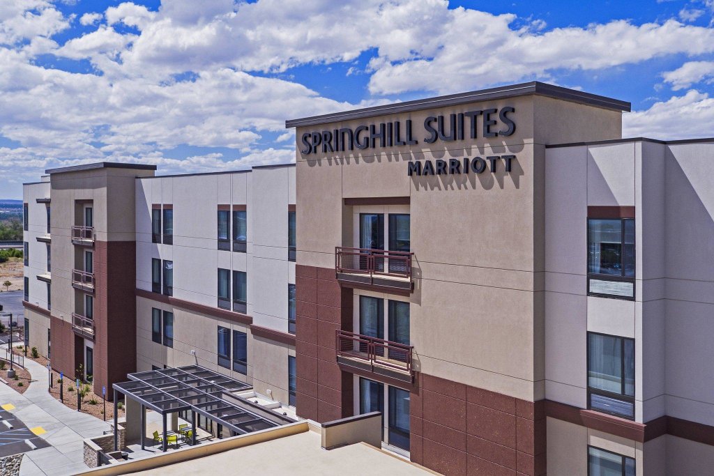 Люкс SpringHill Suites by Marriott Albuquerque North/Journal Center