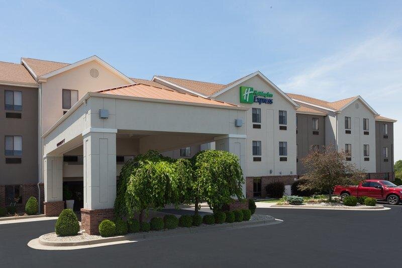 Suite Holiday Inn Express Hotel & Suites Dayton West - Brookville, an IHG Hotel