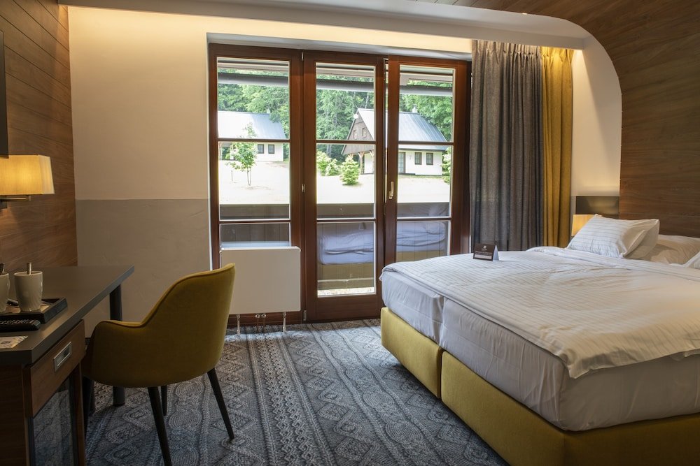 Двухместный номер Superior с балконом Amenity Hotel & Resort Orlické hory