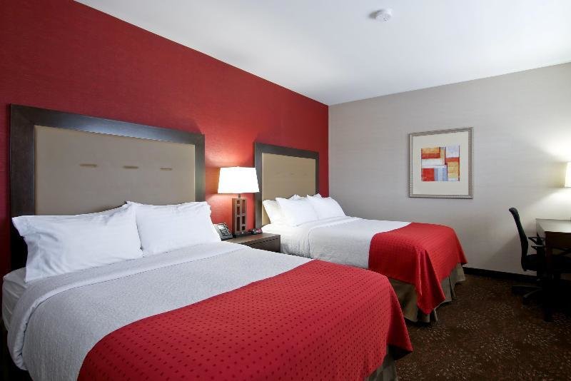 Doppel Suite Holiday Inn Hotel & Suites St.Catharines-Niagara, an IHG Hotel