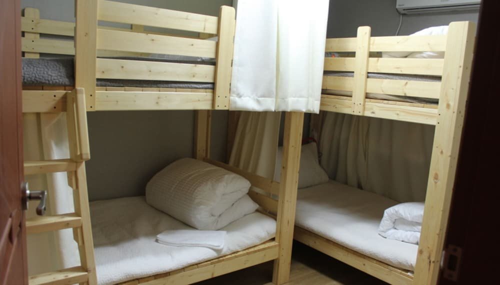 Bed in Dorm (female dorm) The Flower Road Guesthouse