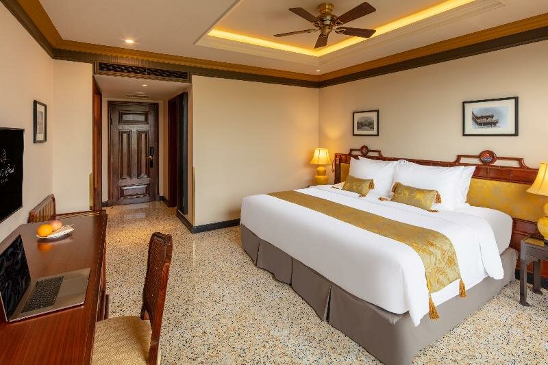 Premium Zimmer Silk Path Grand Hue Hotel