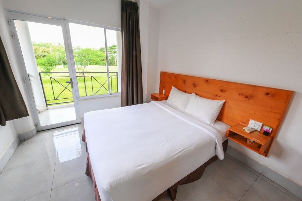 Standard Doppel Zimmer mit Balkon und mit Blick auf den Park Lang Noi Tan Lap Hotel