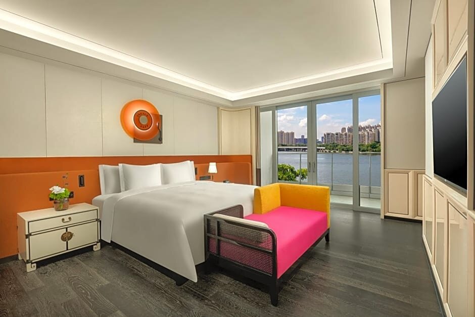 Двухместный люкс Canton Tower View Terrace c 1 комнатой Hotel Indigo Guangzhou Haixinsha, an IHG Hotel