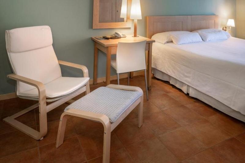 Standard Quadruple room Vilar Rural d'Arnes by Serhs Hotels