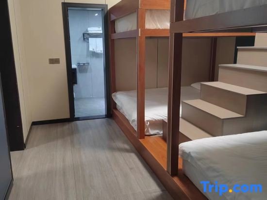 Bed in Dorm Thank Inn Plus Hunan Yueyang Yueyanglou District Dongting Road