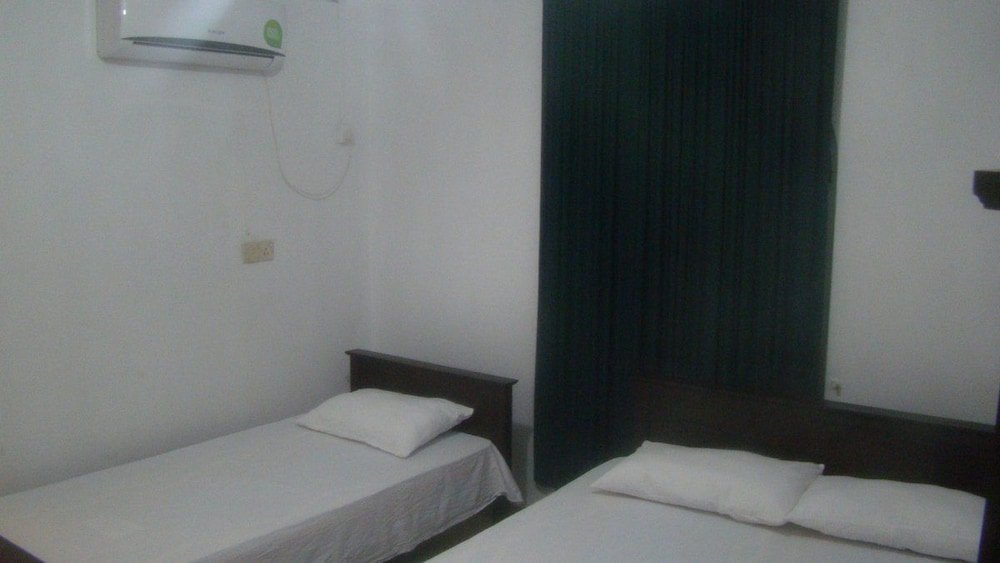 Standard Doppel Zimmer 1 Schlafzimmer mit Gartenblick Asix Hotel