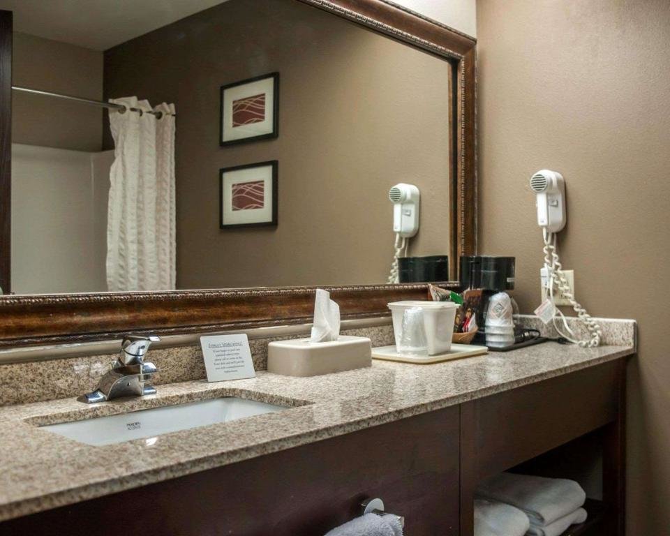 Standard Doppel Zimmer Quality Inn & Suites near St Louis and I-255