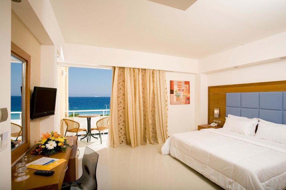 Standard Double room with balcony and with sea view Sunshine Rhodes