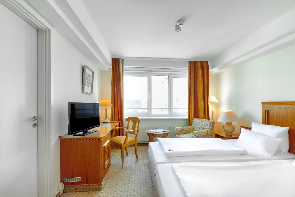 Номер Standard Hotel Domicil Berlin by Golden Tulip