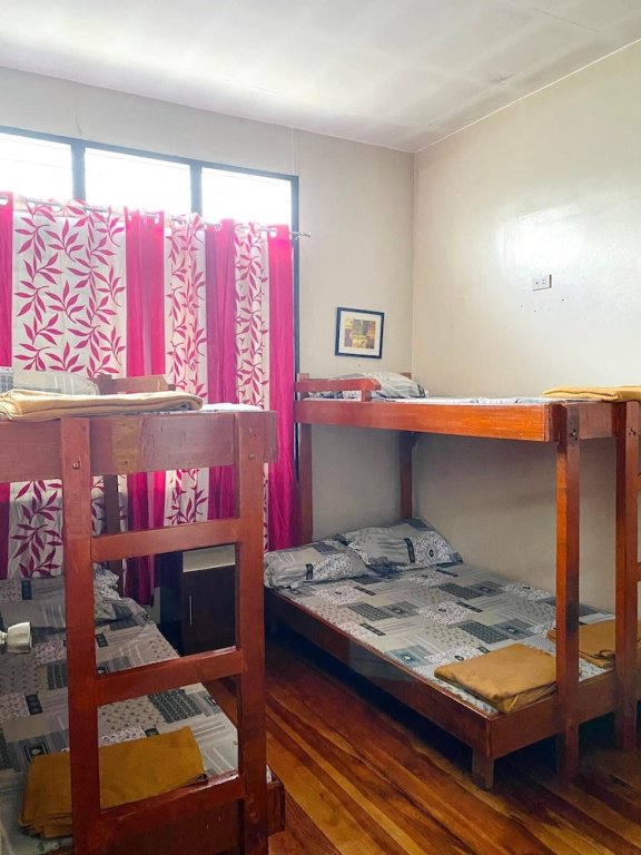 Коттедж JONY's Place - new location 27 Malvar St Trancoville Baguio City