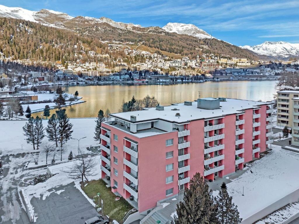 Apartamento Abitaziun Skyline 414 - St Moritz "LOGA ELEGANCE APARTMENT"