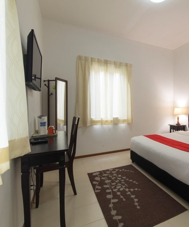 Deluxe Triple room with balcony De Langkawi Resort and Convention Centre
