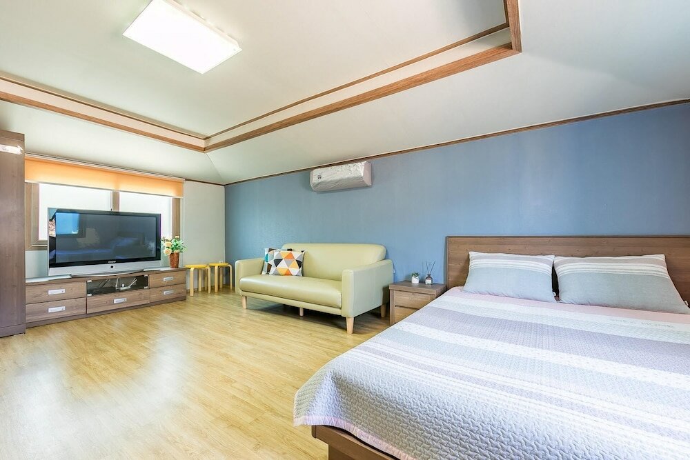 1 Bedroom Standard Double room Namhae Gagopa Pension