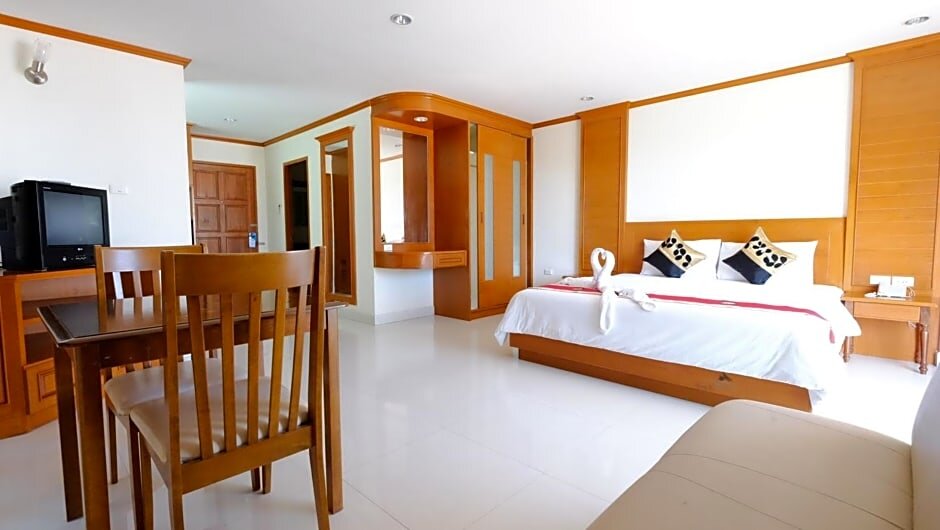 Двухместный номер Superior с видом на бассейн Phu View Talay Resort