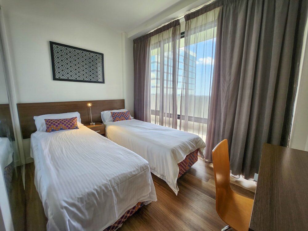 Апартаменты Comfort с 3 комнатами Exodus Dandenong Apartment Hotel
