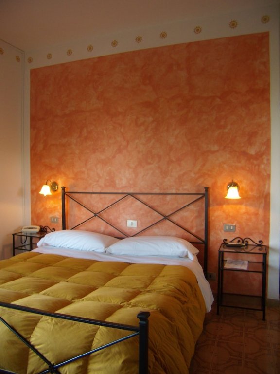 Standard Dreier Zimmer mit Balkon Hotel Sangallo B&B