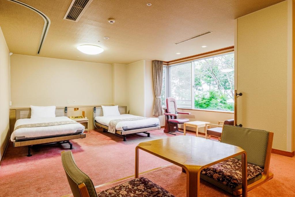 Четырёхместный номер Standard KAMENOI HOTEL Itako