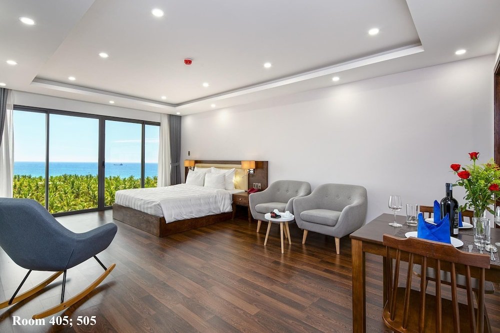 Deluxe room with balcony and beachfront DANA RESIDENCE
