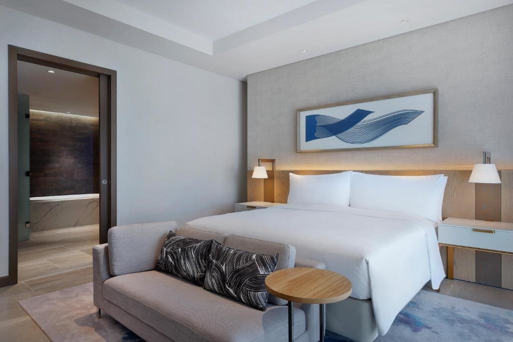 Двухместный люкс c 1 комнатой Hilton Abu Dhabi Yas Island