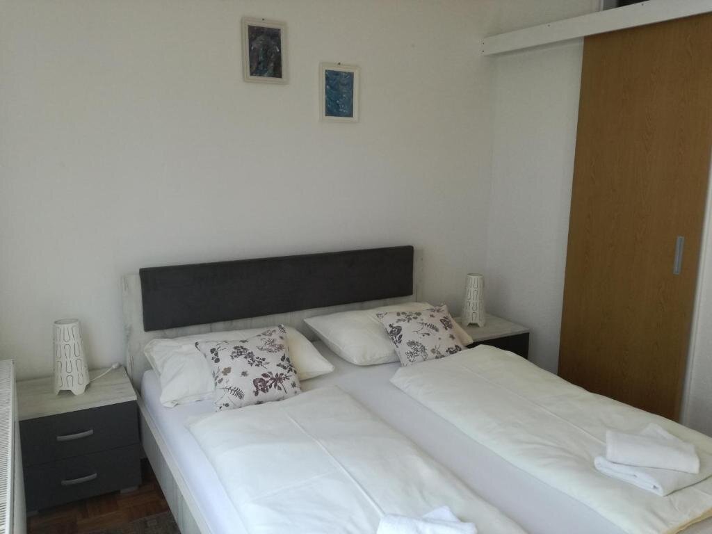 Standard double chambre avec balcon Guesthouse Šebalj