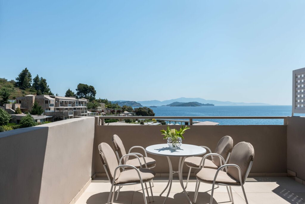 Семейный номер Standard с видом на море Kassandra Bay Resort, Suites & Spa