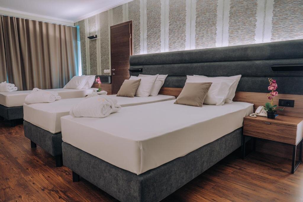 Standard Dreier Zimmer Inex Gorica Ohrid