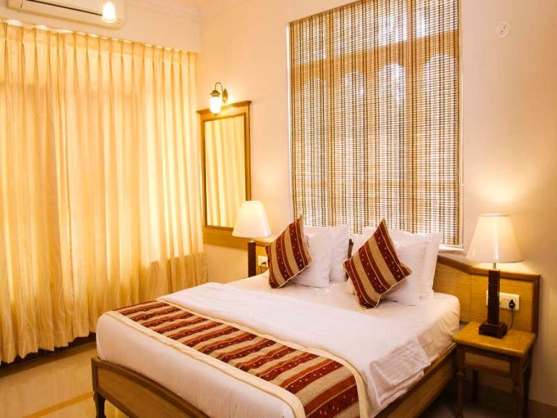 Standard Doppel Zimmer mit Poolblick Ocean Palms Goa