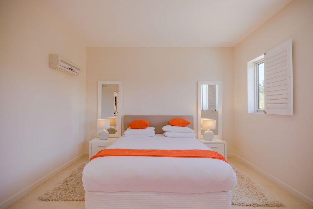 Вилла Luxury с 2 комнатами с красивым видом из окна Saltwater - Absolute Oceanfront, Hot Tubs, Sauna, Fire Pits