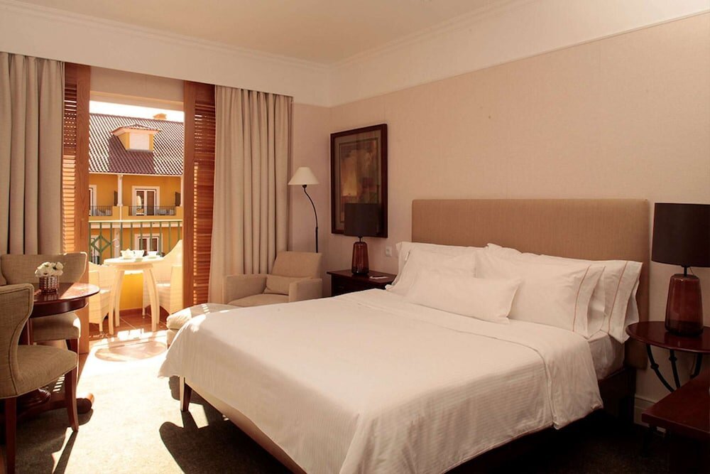 Deluxe Double room with balcony Dolce by Wyndham CampoReal Lisboa