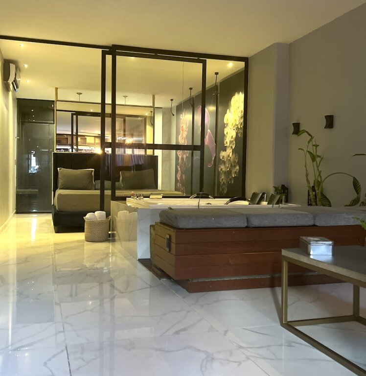 Royal Apartment Mystic Luxury Lofts