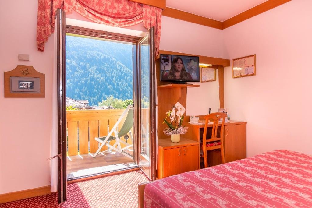 Standard Doppel Zimmer mit Balkon Hotel Bellavista