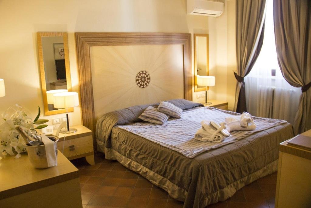 Двухместный номер Superior Hotel Villa dei Tigli 920 Liberty Resort