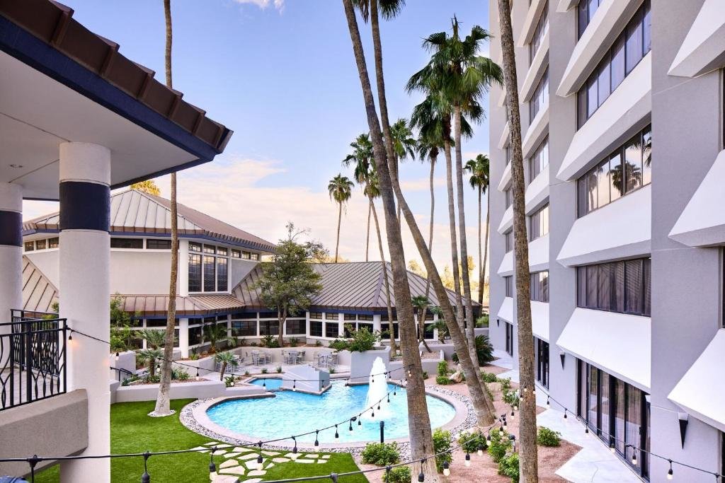 Двухместный номер Standard Delta Hotels by Marriott Phoenix Mesa