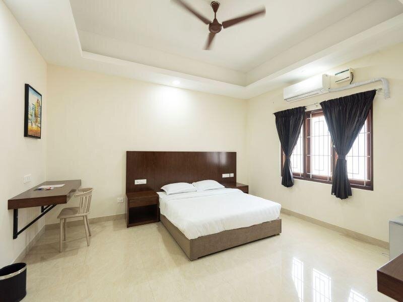 2 Bedrooms Suite Mayfair Service Apartments