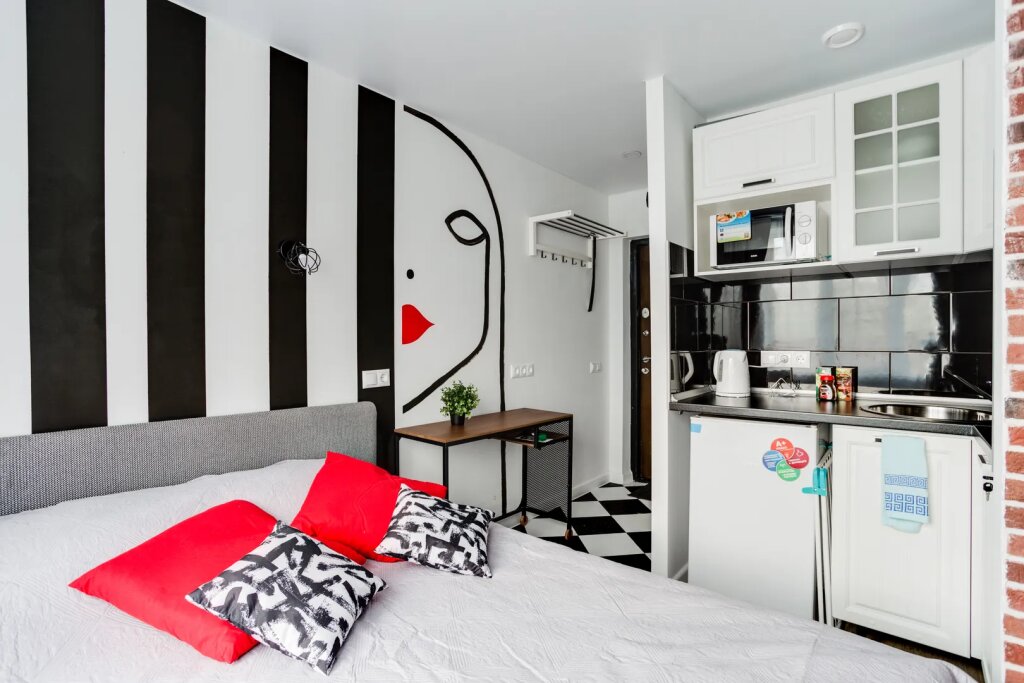 1 Bedroom Double Studio Home Like in the town of Kubinka-1