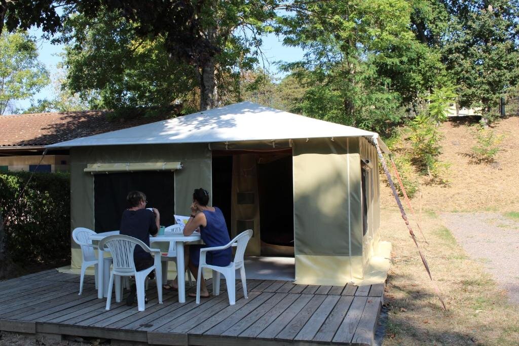 Tente Camping de Matour
