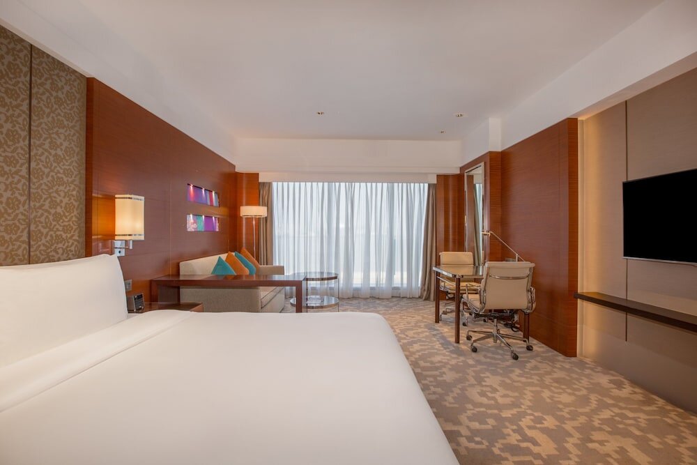 Номер Premium с видом на море Crowne Plaza Macau, an IHG Hotel