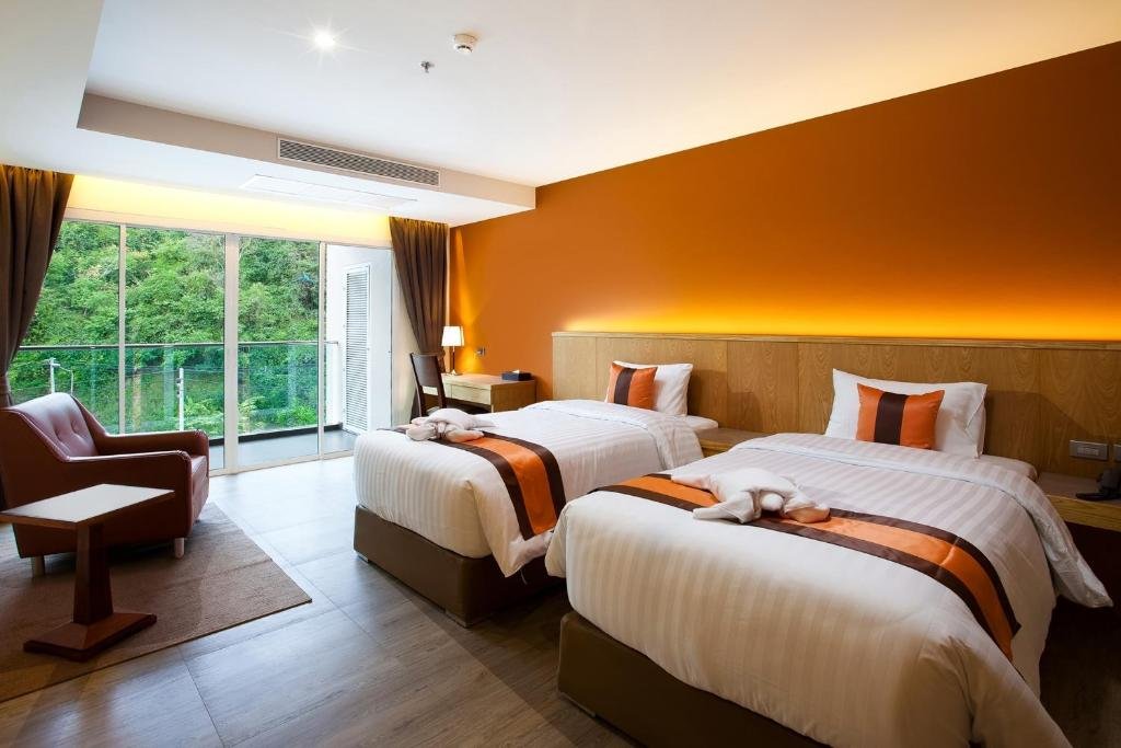 Deluxe Double room with mountain view Balihai Bay Pattaya