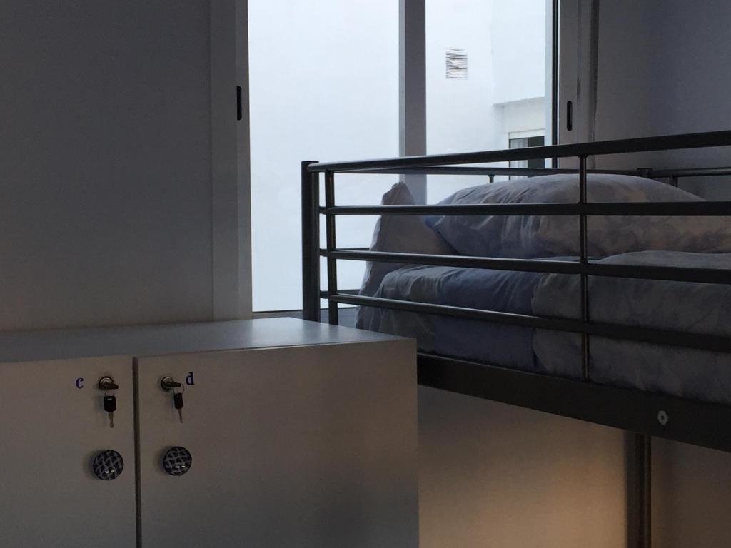 Кровать в общем номере Málaga Centro Hostel