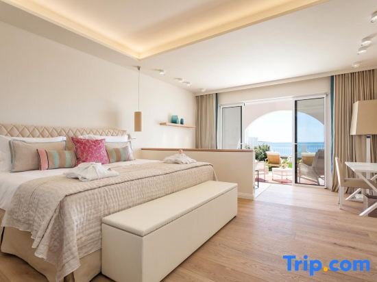 Deluxe Double room with ocean view Vila Vita Parc Resort & Spa