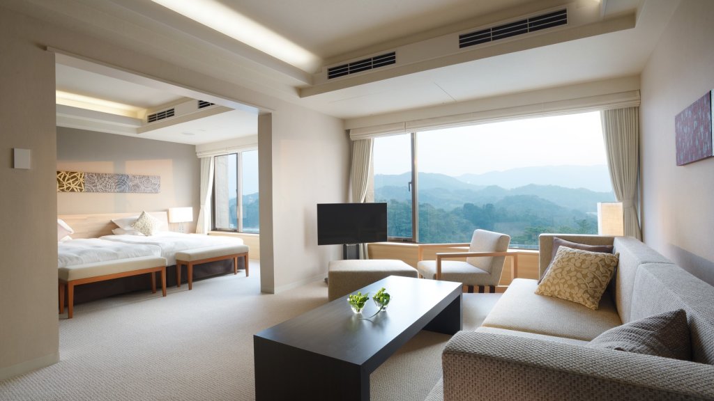 Люкс c 1 комнатой с видом на горы Toba Hotel International