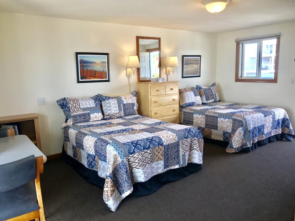 1 Bedroom Standard Quadruple room beachfront Top Mast Resort