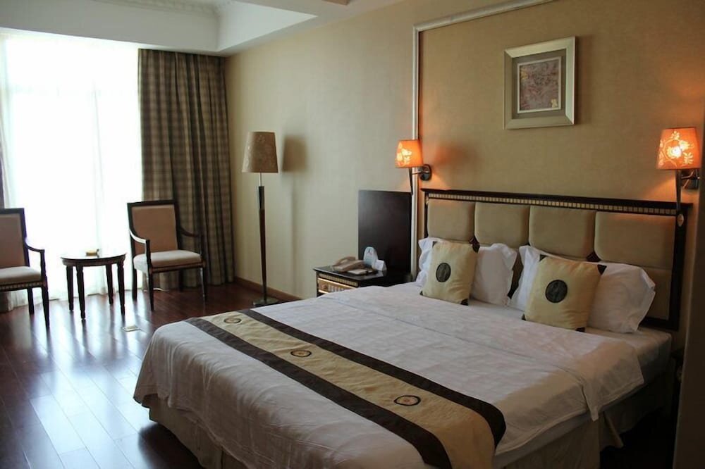 Standard Doppel Zimmer HNA New World Hotel Danzhou