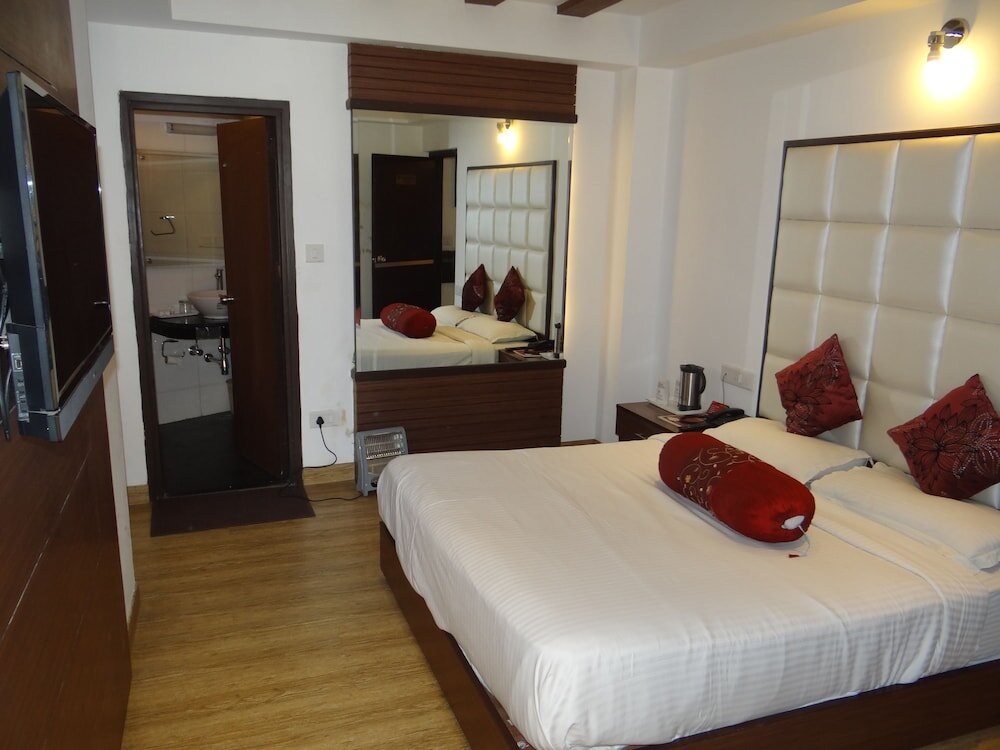 Двухместный номер Deluxe Hotel Surya Shimla