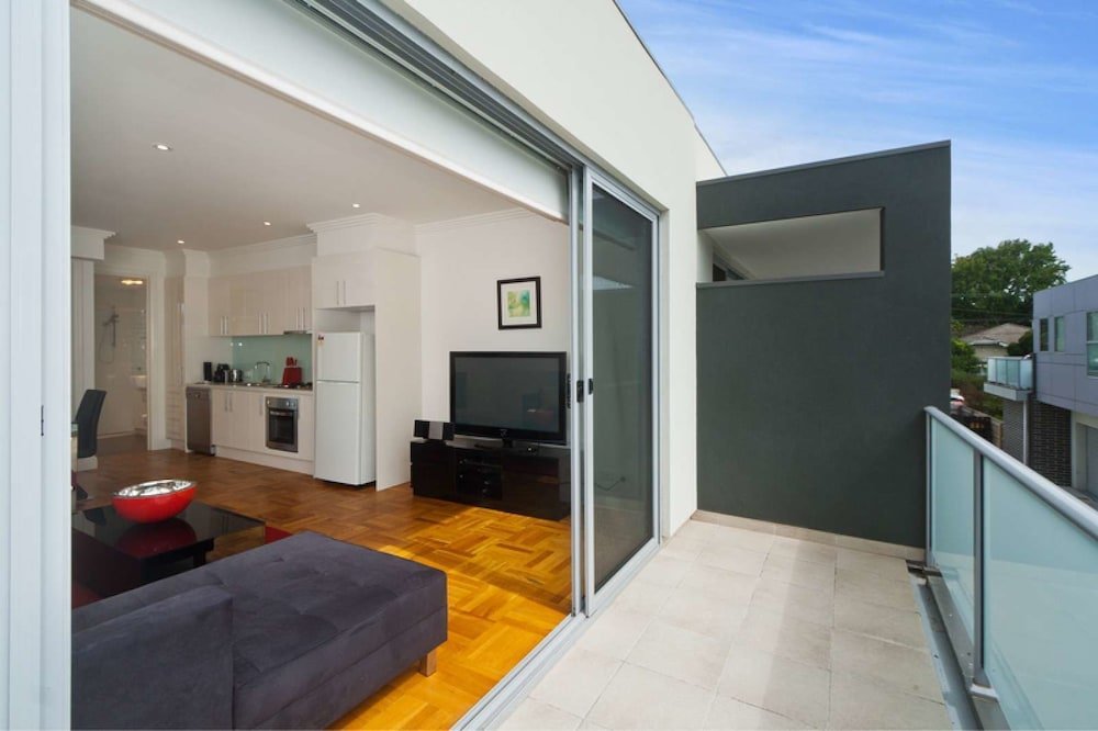 Apartamento Style in the Heart of Caulfield