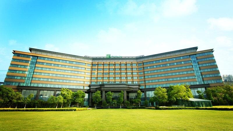Номер Deluxe Holiday Inn Changzhou Wujin, an IHG Hotel
