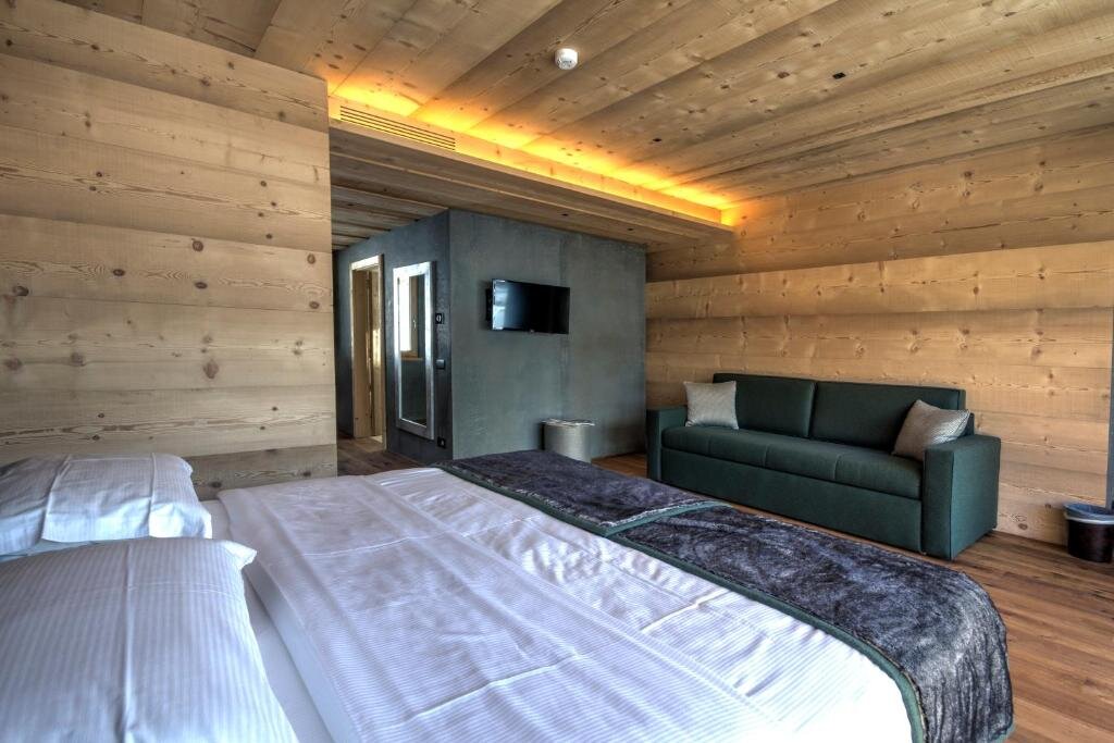 Полулюкс Dolomiti Lodge Alverà